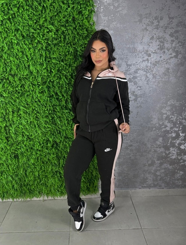 Conjunto Moletom Nike Pelúcia