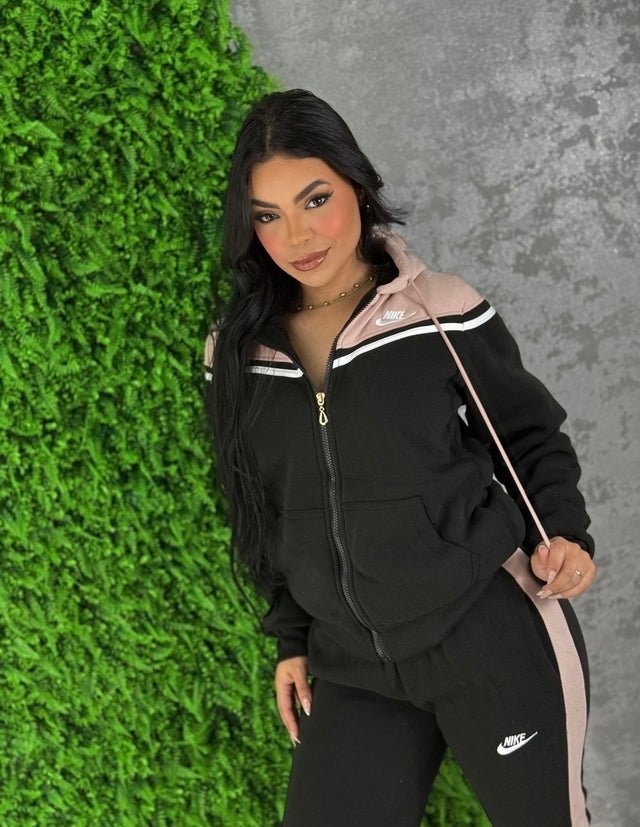 Conjunto Moletom Nike Pelúcia