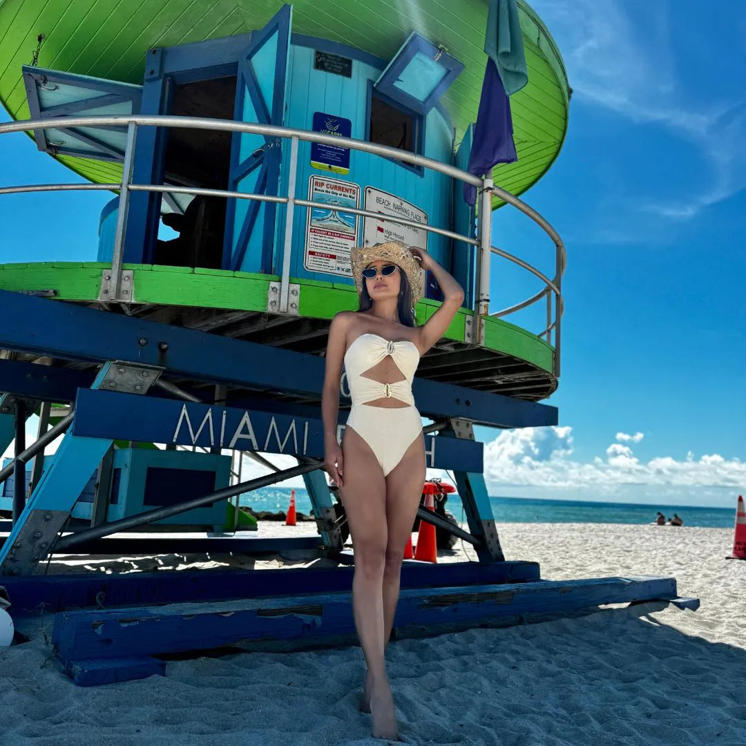 Maiô Verona - Nude + Mini Saia de Brinde